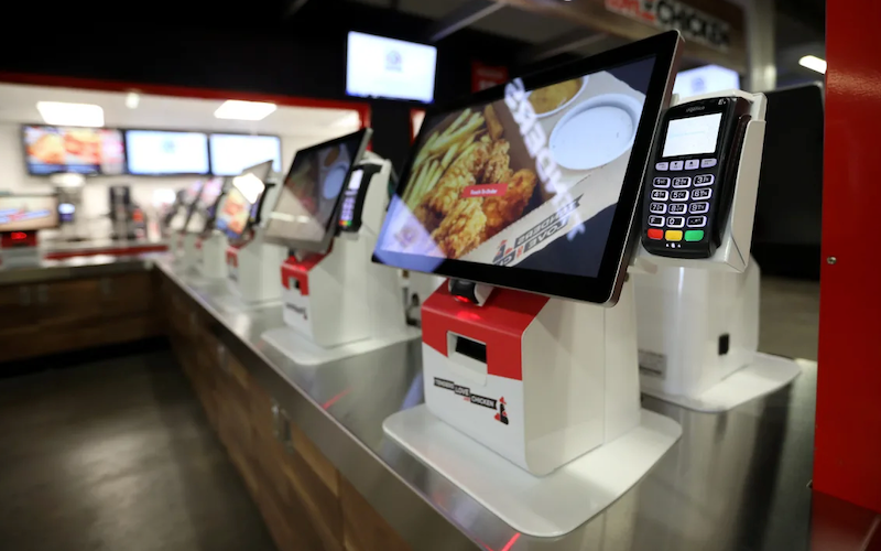 NFLのブロンコス、AIスキャナーの導入でスタジアムの飲食販売形態を大幅に刷新