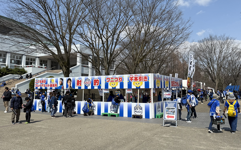 子どもたちや家族連れに人気の縁日